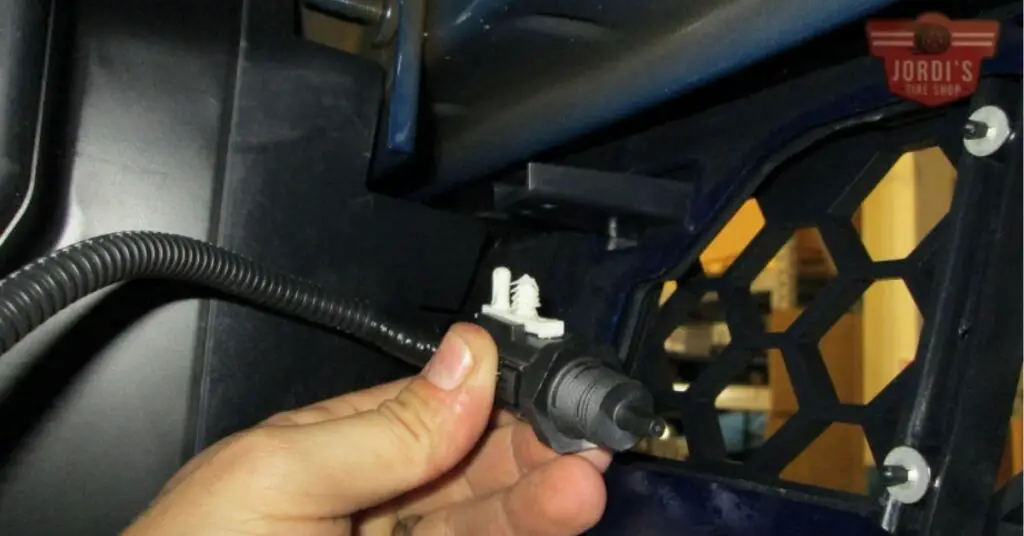 Understanding Ford Outside Temperature Sensor