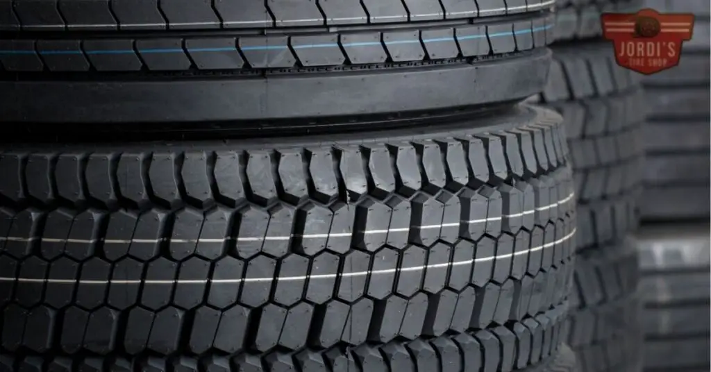 Buying Guide for 245 70r19.5 Tires