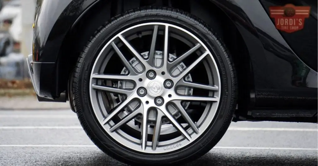 Choosing the Right Tire Size for Your Vehicle