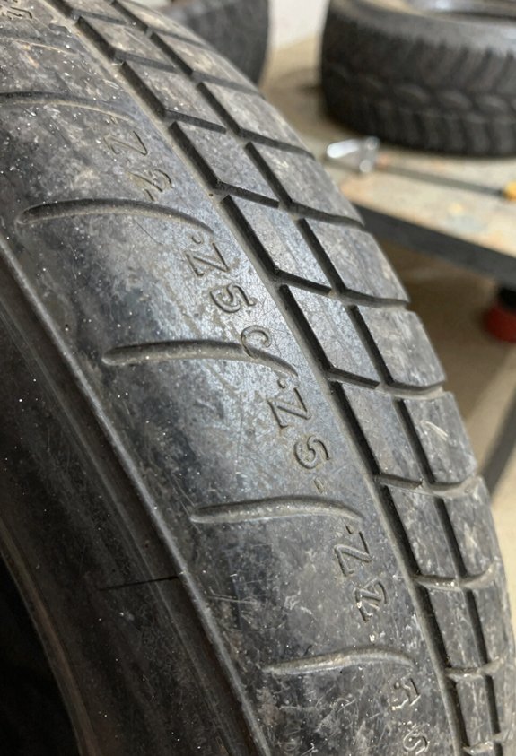 pre 2000 tires require replacement risk